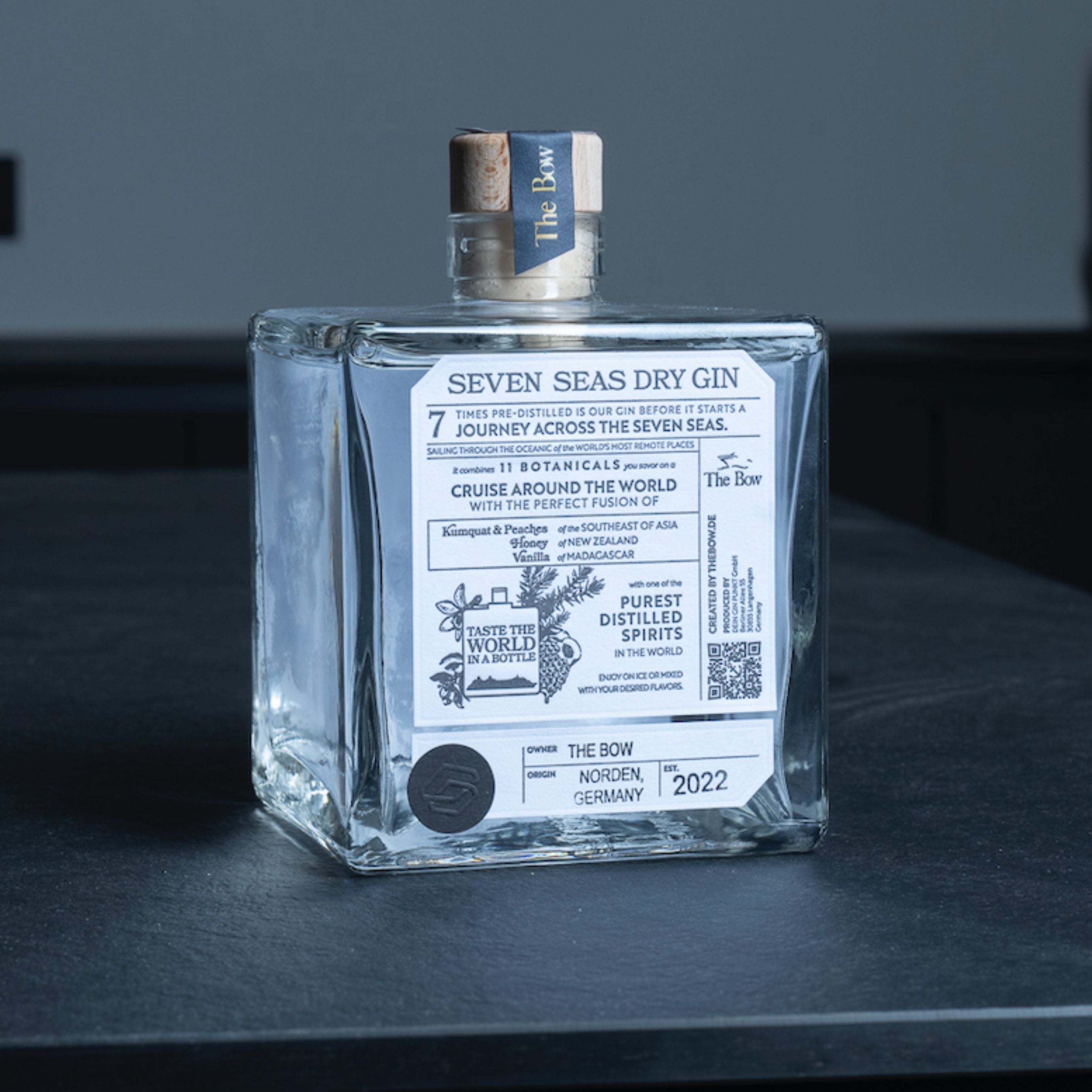 SEVEN SEAS Dry Gin